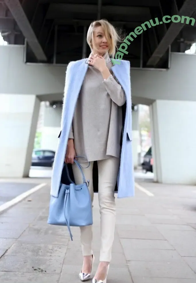 Leonie Hanne nude photo #0208 (leoniehanne / ohhcouture)