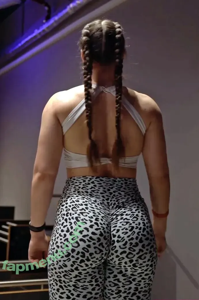 Leonie Kommoss nude photo #0163 (leonie.kommoss / leonie4430)