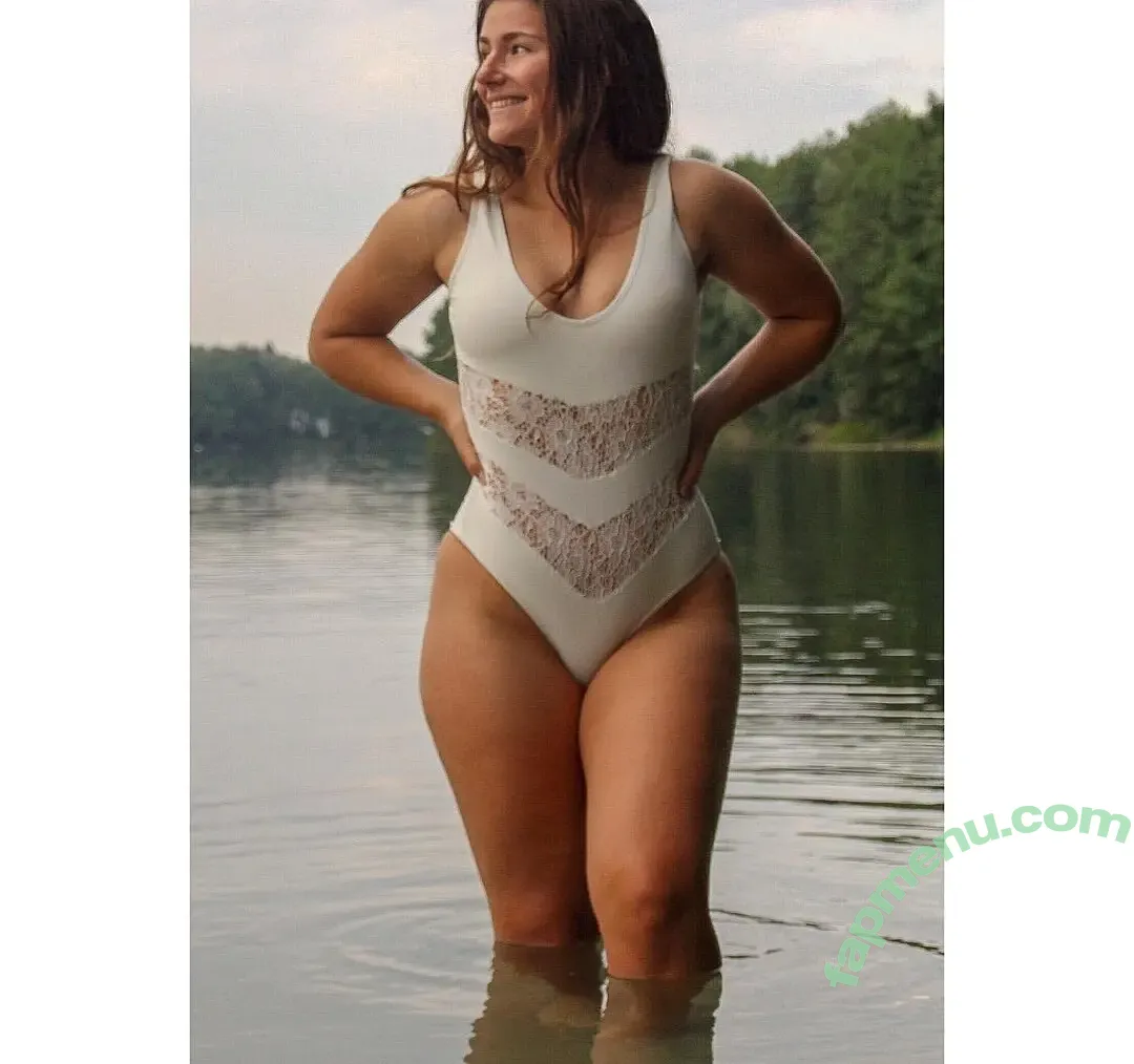 Leonie Kommoss nude photo #0207 (leonie.kommoss / leonie4430)