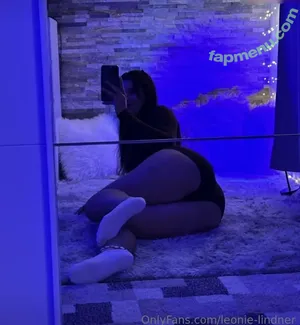  nude photo #0003