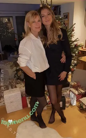 Leony Burger / Leony.music nude photo #0266