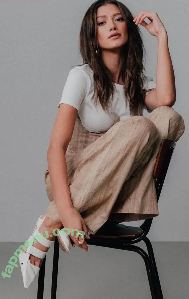 Leony Burger nude photo #0145 (Leony.music)