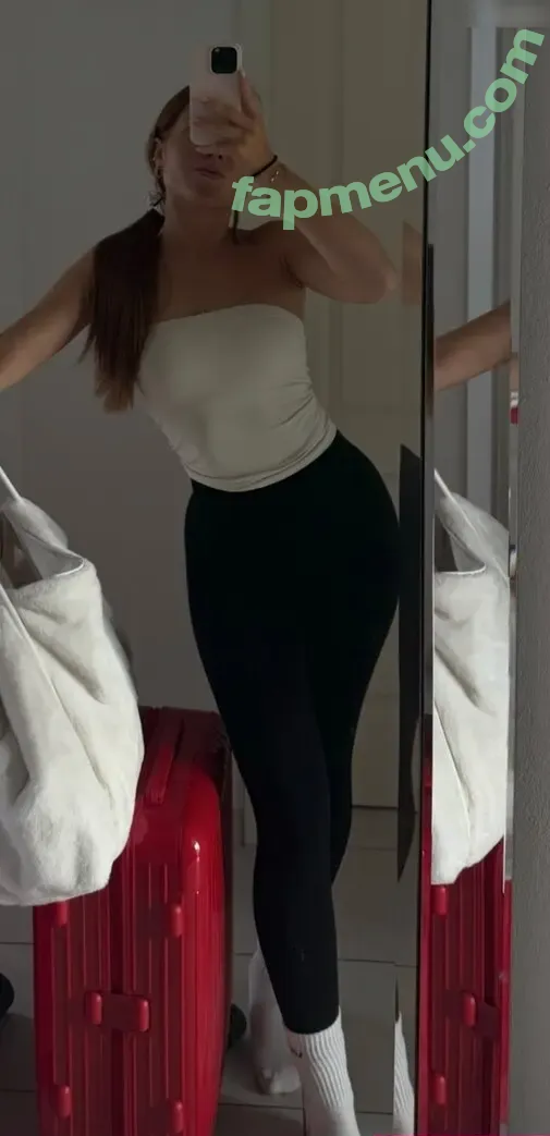 Leoobalys nude photo #1811 (sarahtoninx9_)