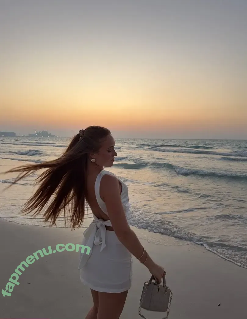 Leoobalys nude photo #2048 (Leoobalys)