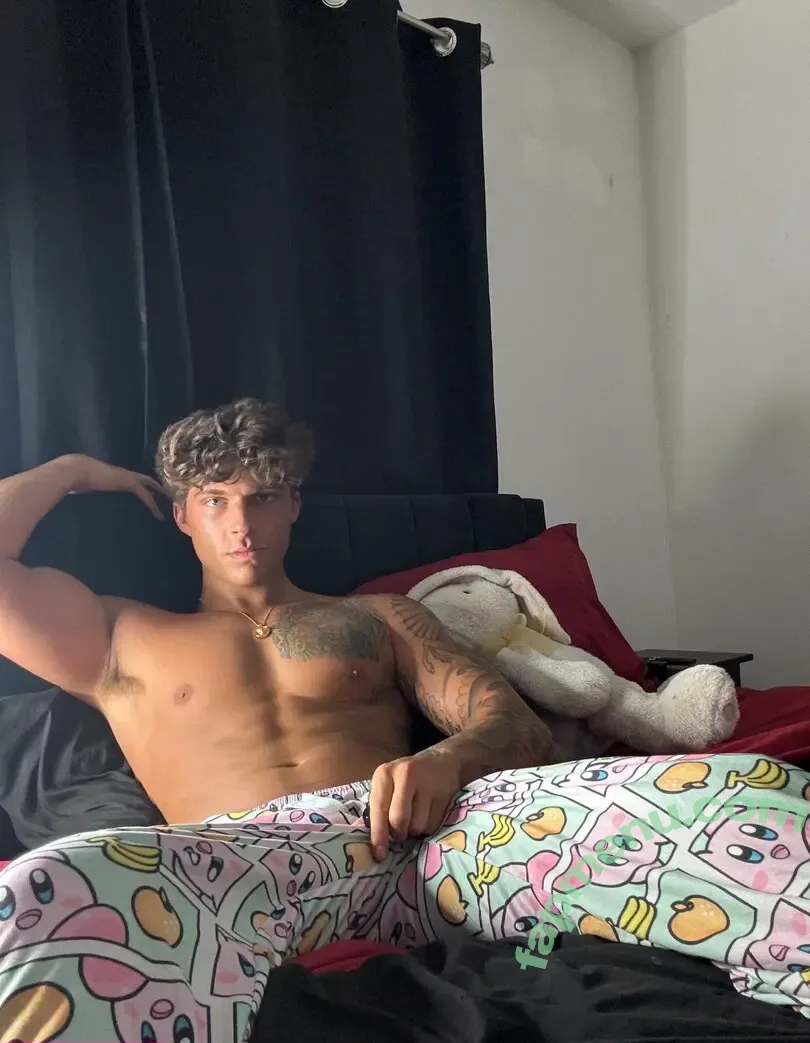 leosvault nude photo #0007 (leos.vault)