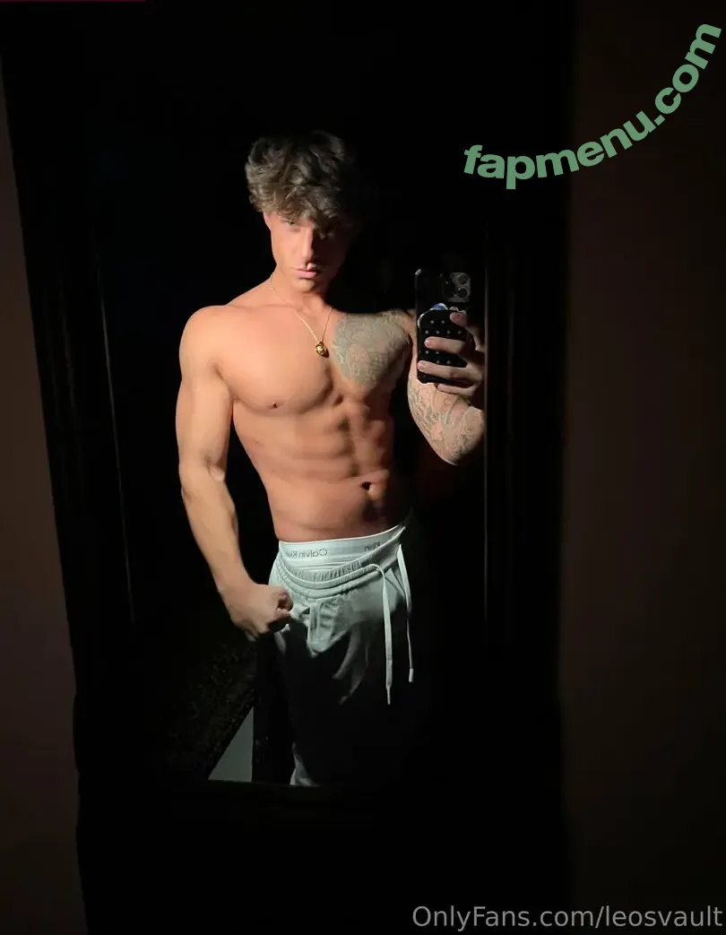 leosvault nude photo #0020 (leos.vault)