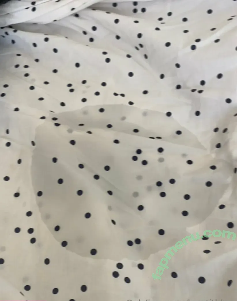lepetitblue nude photo #0003 (lepetitbleucafe)