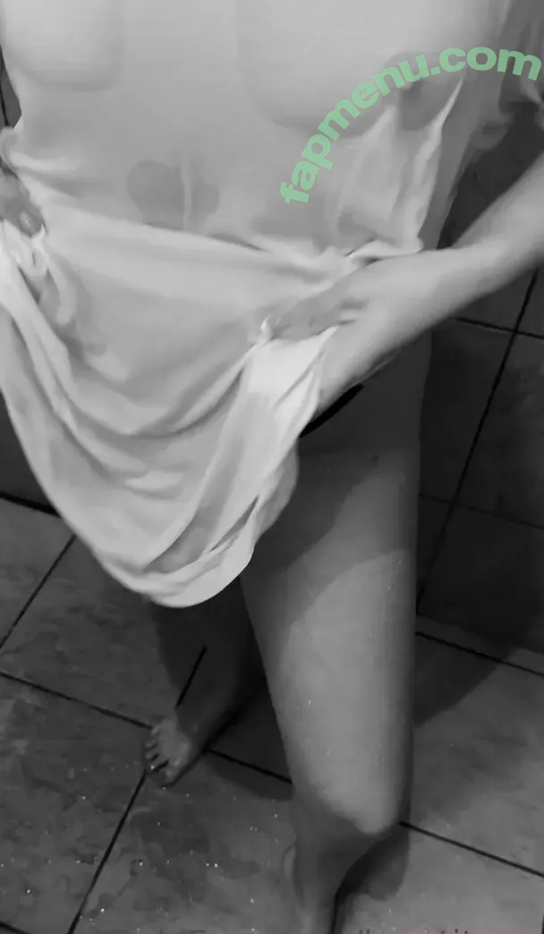 lepetitegg nude photo #0021 (lepetitegg)