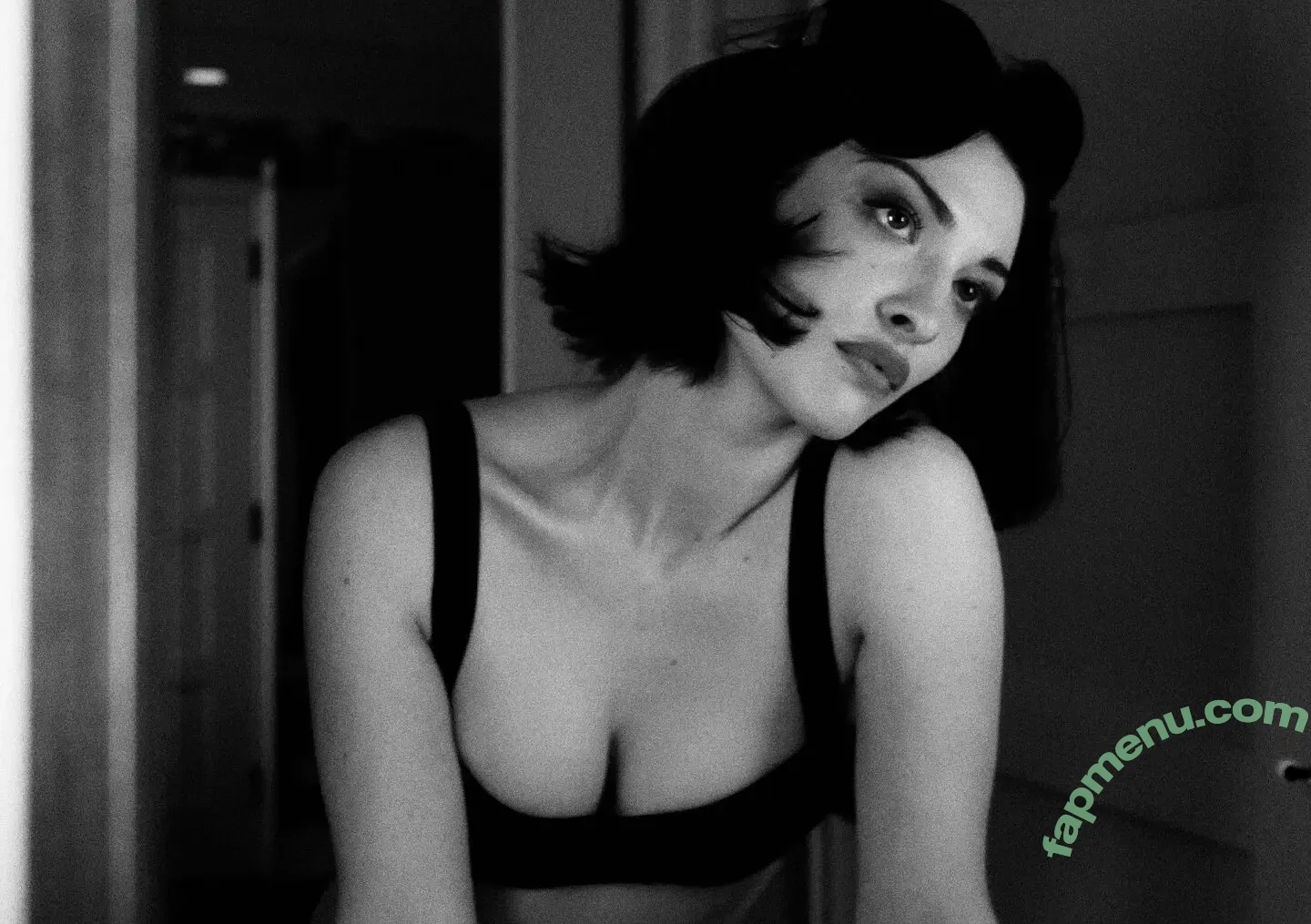 Lera Abova nude photo #0051 (lera_lera_onlyfans / leraabova)