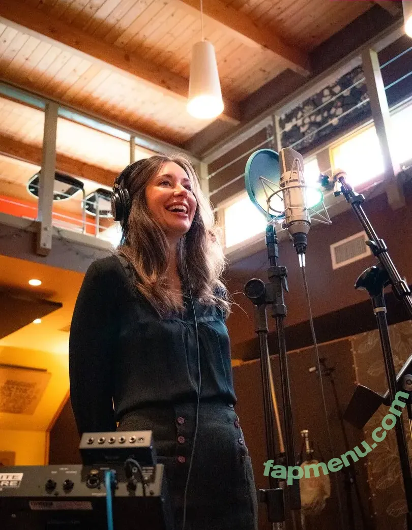 lera_lynn nude photo #0045 (leralynn)