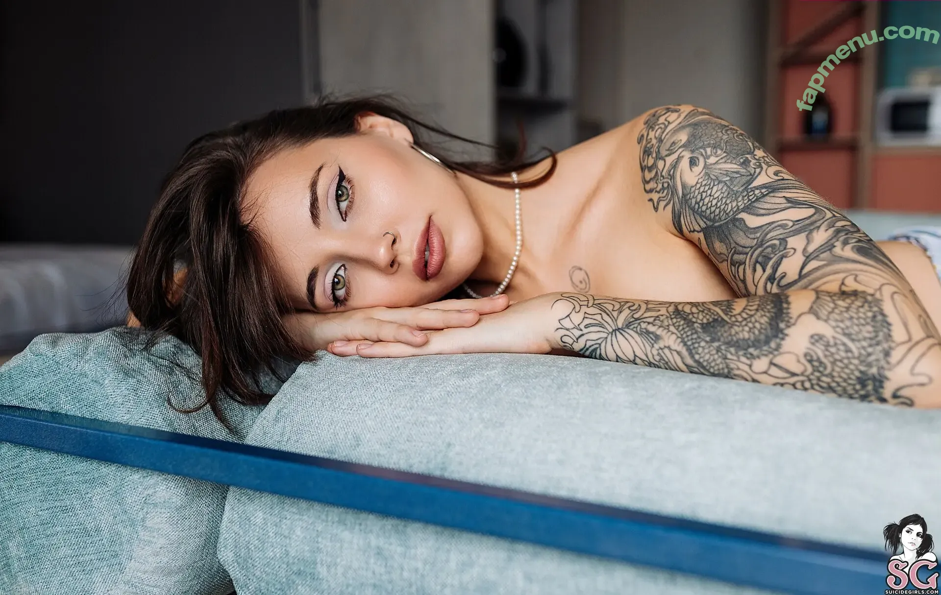 Lerahon nude photo #0326 (danielladan_ / danniela_dan / suicidegirls)