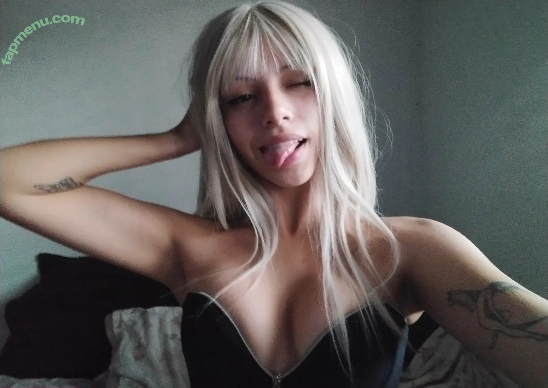 leramoon nude photo #0092 (leramoonn)