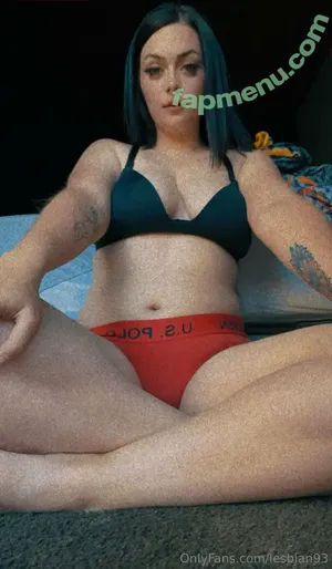 lesbian93 / 93percentlesbian nude photo #0006