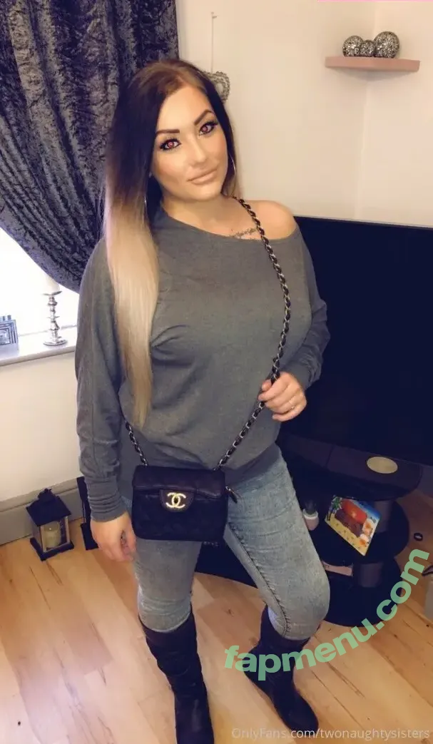 lesbianlovex nude photo #0019 (lesbiloving)