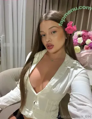 lesik_696 / lesik89 nude photo #0063