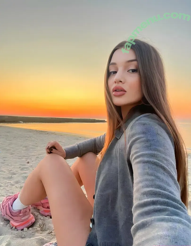 lesik_696 nude photo #0060 (lesik89)