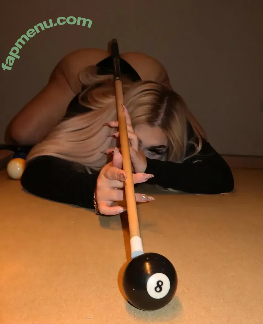 Lesley Karlette nude photo #0057 (Lesleykarr / lesleykarlette)