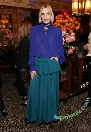 Leslie Bibb / mslesliebibb nude photo #0130