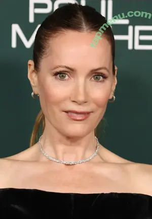 Leslie Mann / lesliemann nude photo #0058