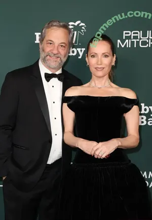 Leslie Mann / lesliemann nude photo #0063