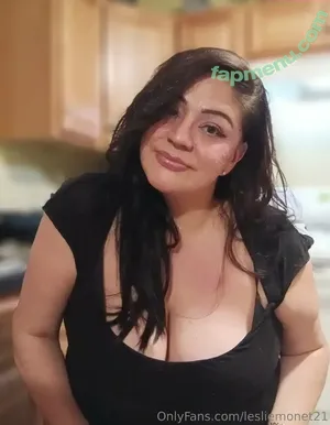 lesliemonet21 / officialleslie_monet nude photo #0009