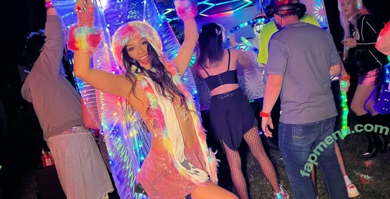 Let´s Post It nude photo #0348 ( / Letspostit / postit)