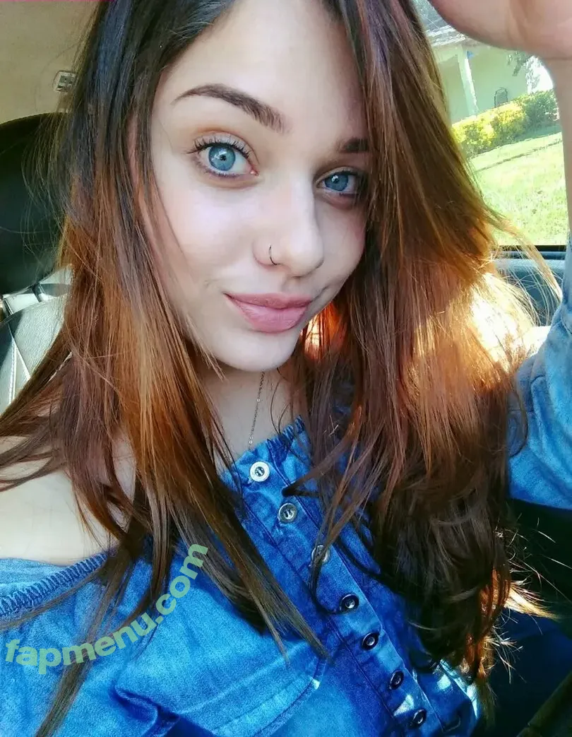 Letici Randa nude photo #0001 (Letici Randa)