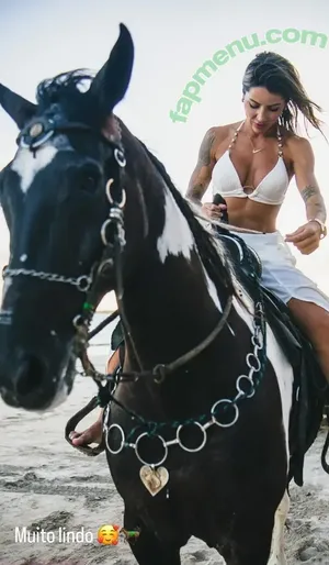 Leticia Bufoni / LeticiaBufoni nude photo #0523