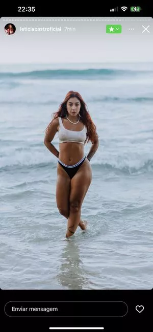 Leticia Castro / Castrollet / DEZOITOU / leticiacastroficial / thayscastro nude photo #0045