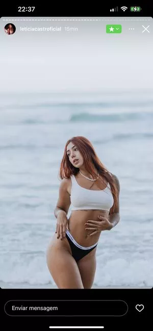 Leticia Castro / Castrollet / DEZOITOU / leticiacastroficial / thayscastro nude photo #0053