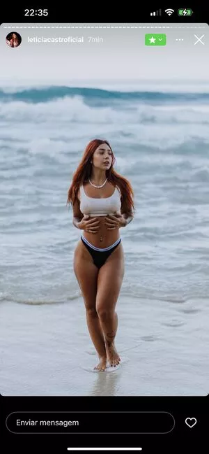 Leticia Castro / Castrollet / DEZOITOU / leticiacastroficial / thayscastro nude photo #0084