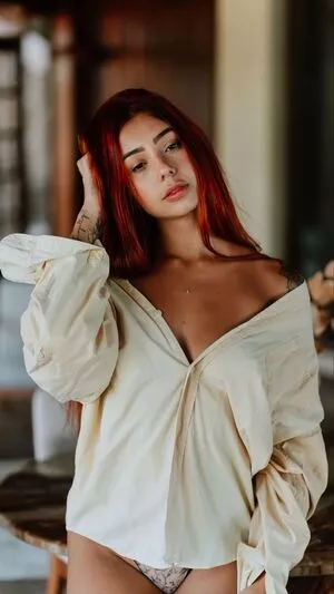 Leticia Castro / Castrollet / DEZOITOU / leticiacastroficial / thayscastro nude photo #0181