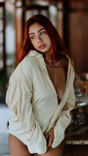 Leticia Castro / Castrollet / DEZOITOU / leticiacastroficial / thayscastro nude photo #0185