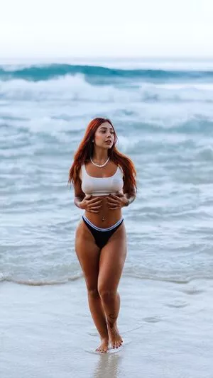 Leticia Castro / Castrollet / DEZOITOU / leticiacastroficial / thayscastro nude photo #0204