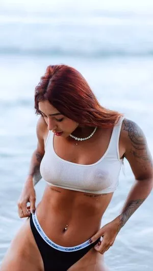 Leticia Castro / Castrollet / DEZOITOU / leticiacastroficial / thayscastro nude photo #0208