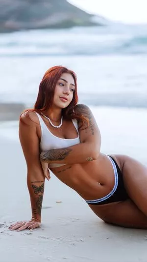 Leticia Castro / Castrollet / DEZOITOU / leticiacastroficial / thayscastro nude photo #0216