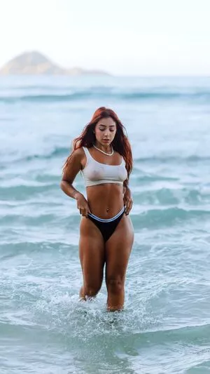 Leticia Castro / Castrollet / DEZOITOU / leticiacastroficial / thayscastro nude photo #0230