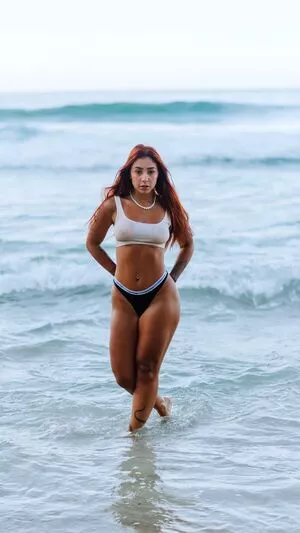 Leticia Castro / Castrollet / DEZOITOU / leticiacastroficial / thayscastro nude photo #0231