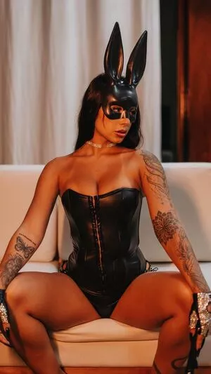 Leticia Castro / Castrollet / DEZOITOU / leticiacastroficial / thayscastro nude photo #0240