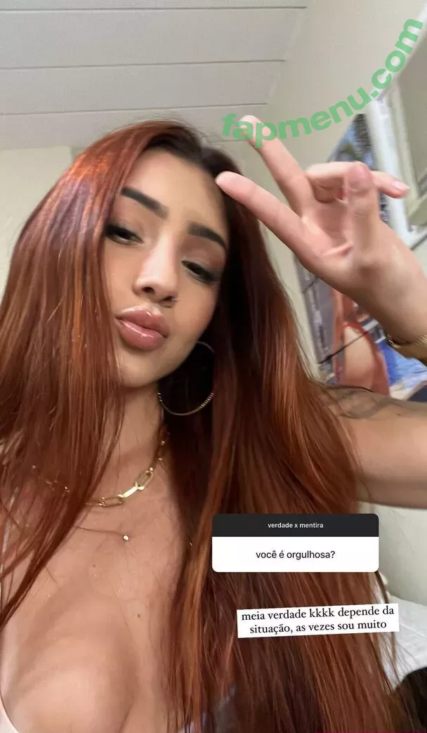 Leticia Castro nude photo #0001 (Castrollet / DEZOITOU / leticiacastroficial / thayscastro)