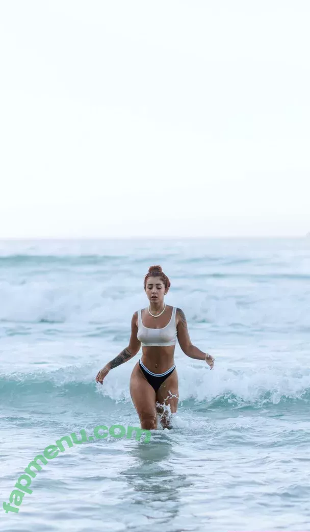 Leticia Castro nude photo #0223 (Castrollet / DEZOITOU / leticiacastroficial / thayscastro)