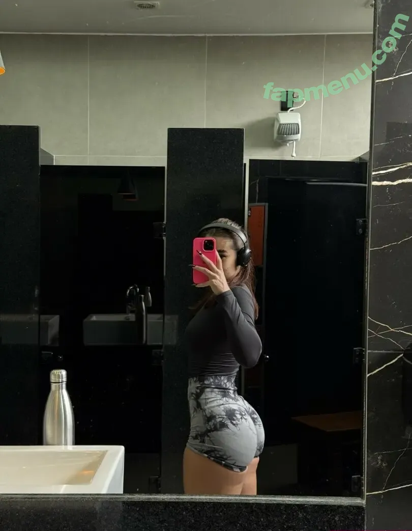 Leticia Castro nude photo #0619 (Castrollet / DEZOITOU / leticiacastroficial / thayscastro)