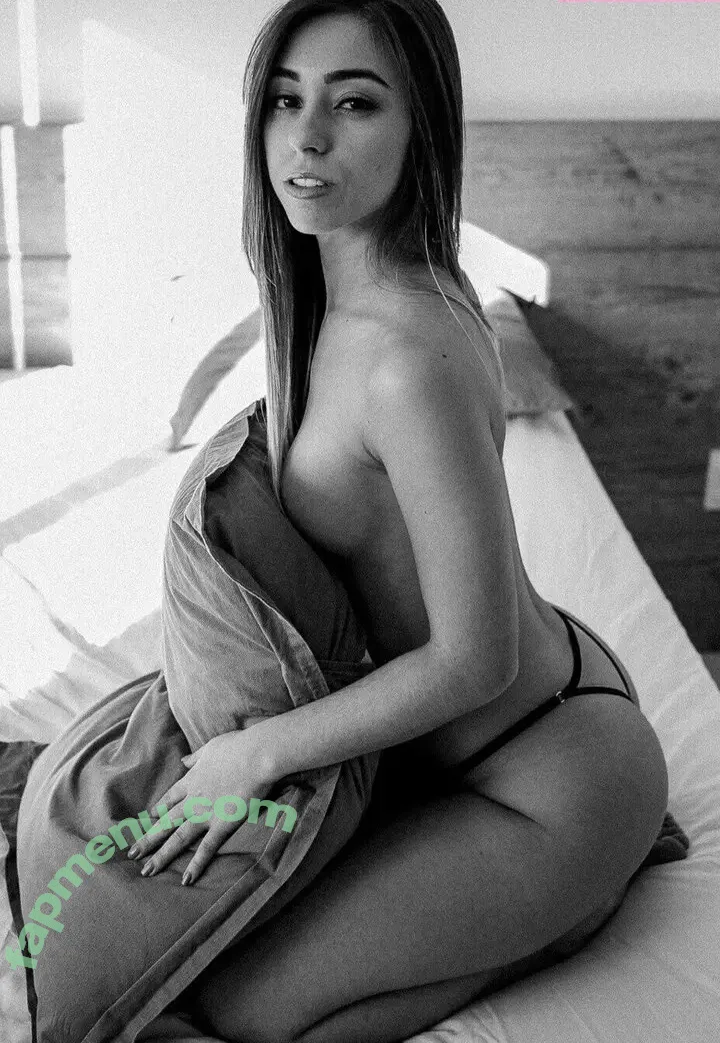 Leticia Felisberto nude photo #0021 (felisbertole)