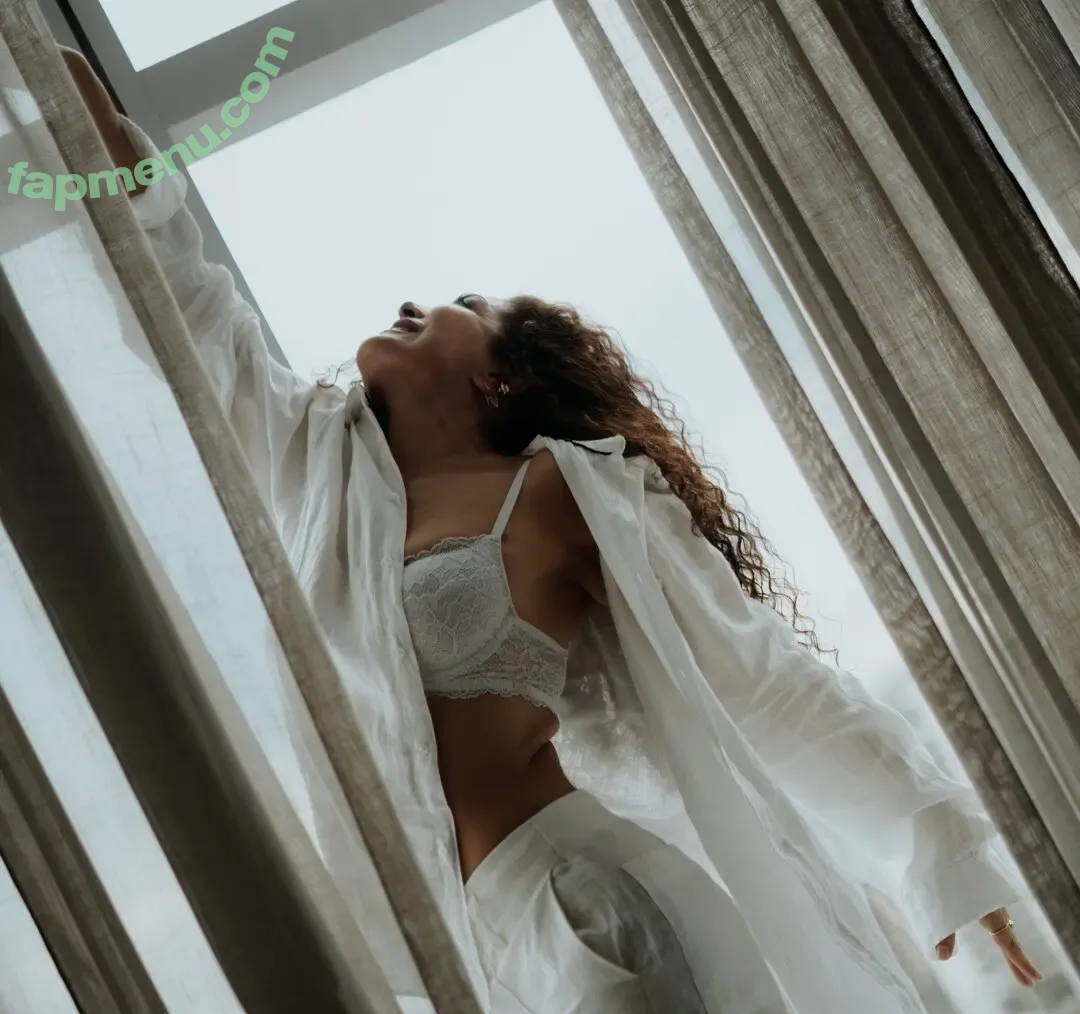 Leticia Sabatella nude photo #0051 (leticia_sabatella)