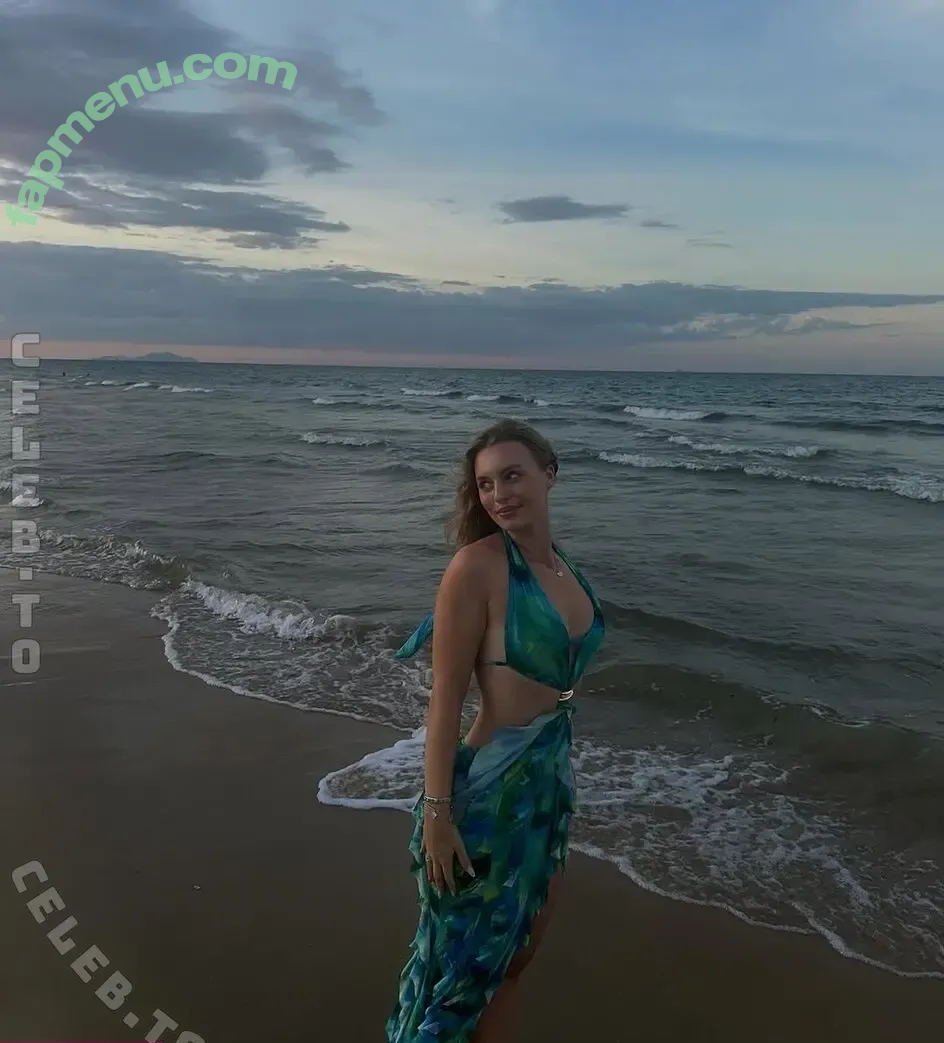 Leticia.sophiee nude photo #0051 (Leticia.sophiee)