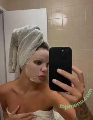 Leticia Vieira / leticiavieir4 / letiseaa nude photo #0018