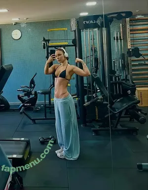 Leticia Vieira / leticiavieir4 / letiseaa nude photo #0019