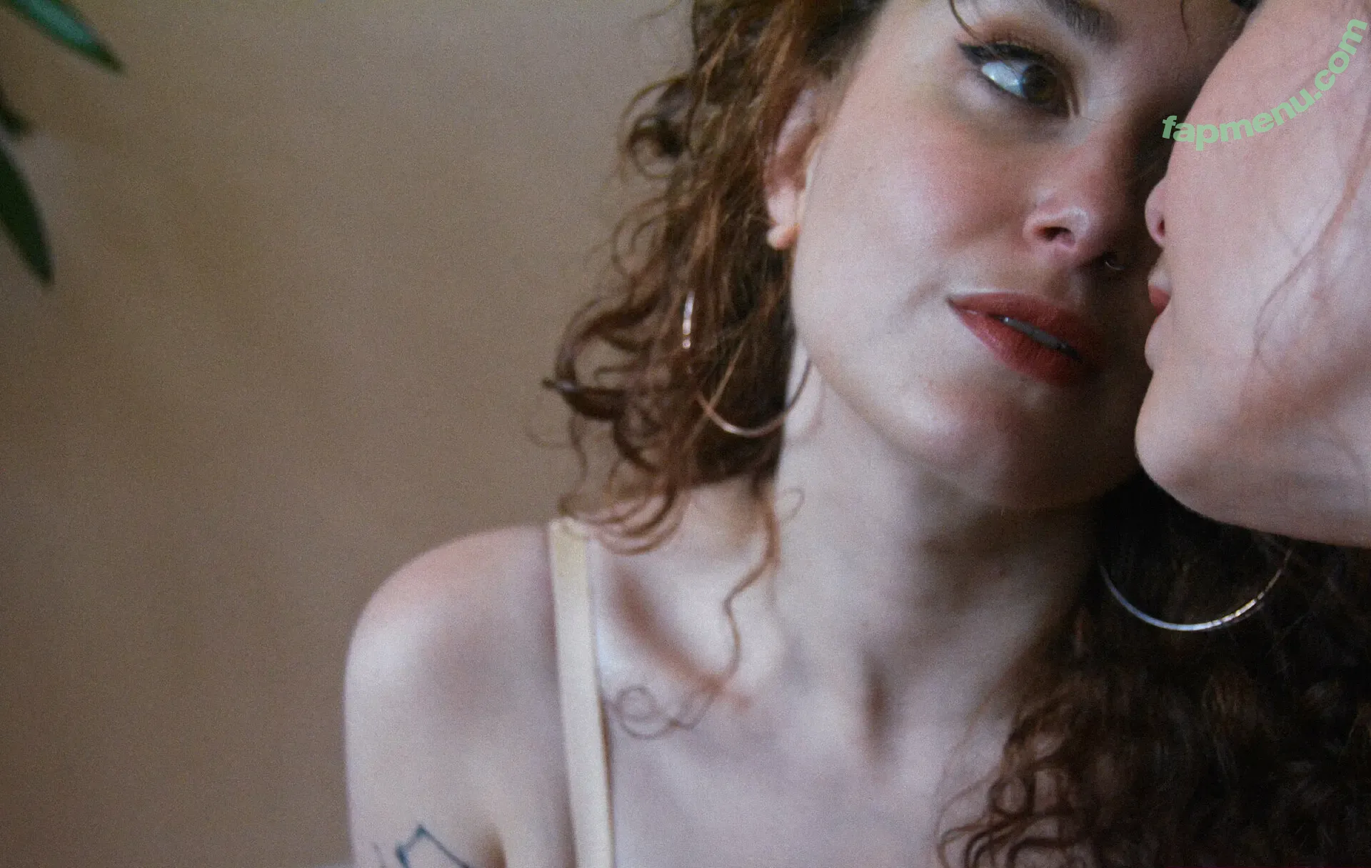 lettielith nude photo #0003 (lettielith)