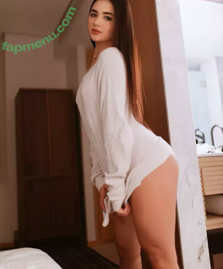 Letycia Soares nude photo #0025 (le7y_ofc)