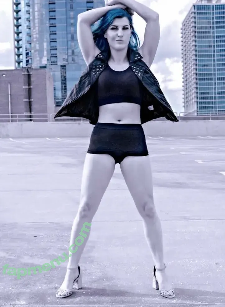 Leva Bates nude photo #0103 (wrestlingleva)